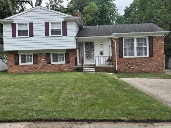 120 E Houstonia Avenue, Royal Oak, MI 48073
