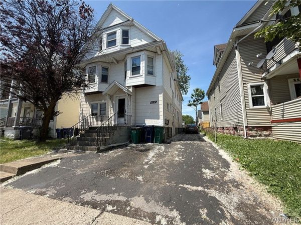 2263 S Park Avenue , Buffalo, NY 14220