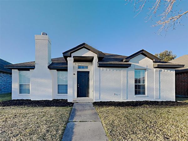 2705 Hidden Springs Drive , Mesquite, TX 75181