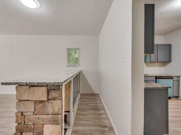 2704 Rosen Avenue, Fort Worth, TX 76164