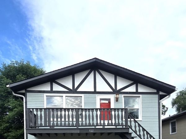 1521 N Lake Shore Drive, Round Lake Beach, IL 60073