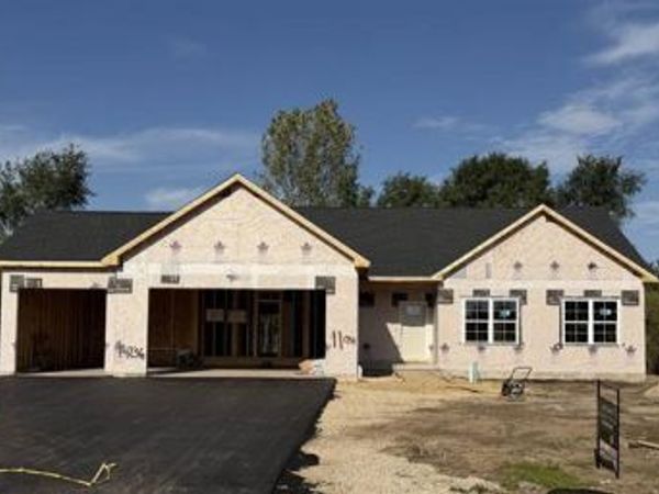 14236 Prairie Commons Lane, South Beloit, IL 61080