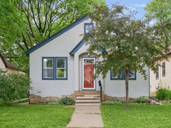 4604 35th Avenue S, Minneapolis, MN 55406