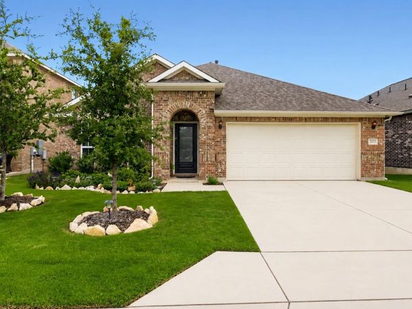 2433 Walking Y RD , Georgetown, TX 78633