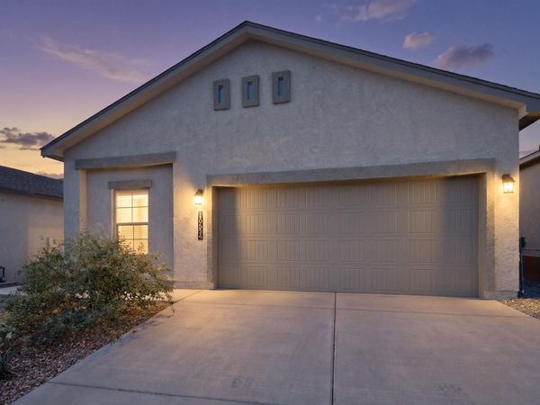 10654 Valedon Lane SW, Albuquerque, NM 87121