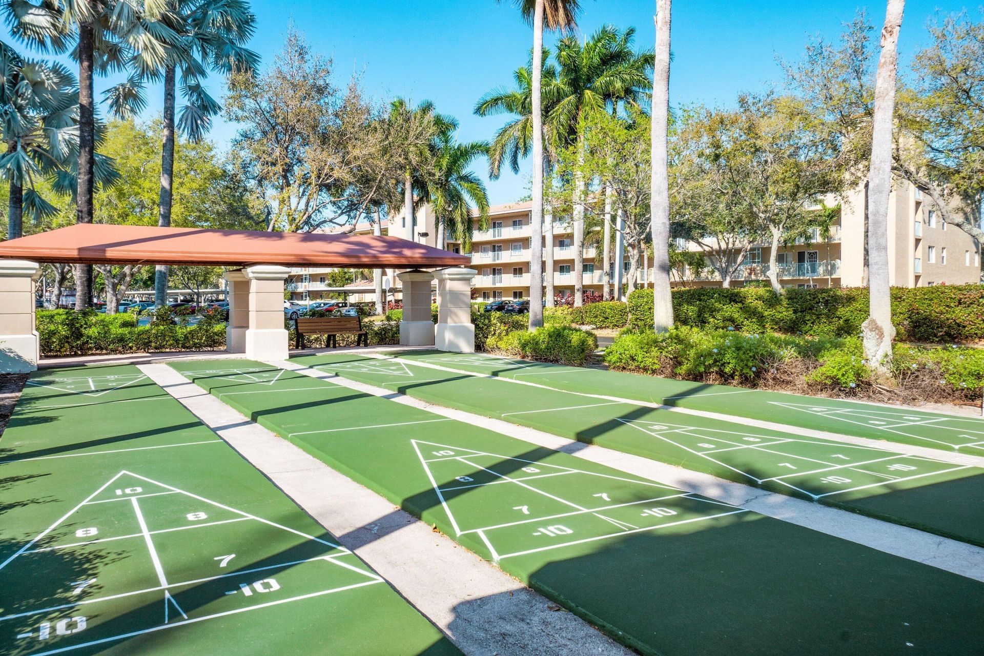 12560 Majesty Circle, Unit 401, Boynton Beach, FL 33437 Photo