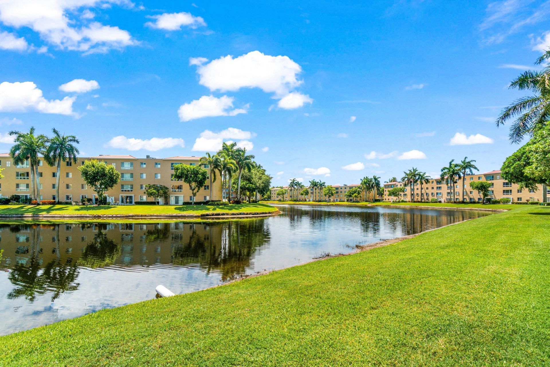 12560 Majesty Circle, Unit 401, Boynton Beach, FL 33437 Photo