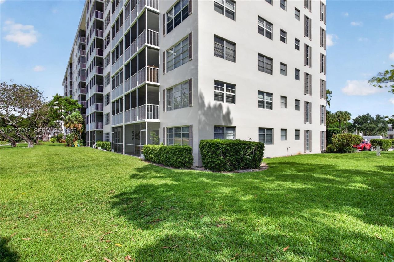 Please Call For Address, Unit 110, Pompano Beach, FL 33069 Photo