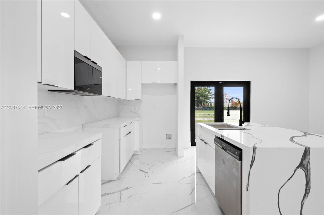426 SW 9th Ave , Homestead, FL 33030 Photo