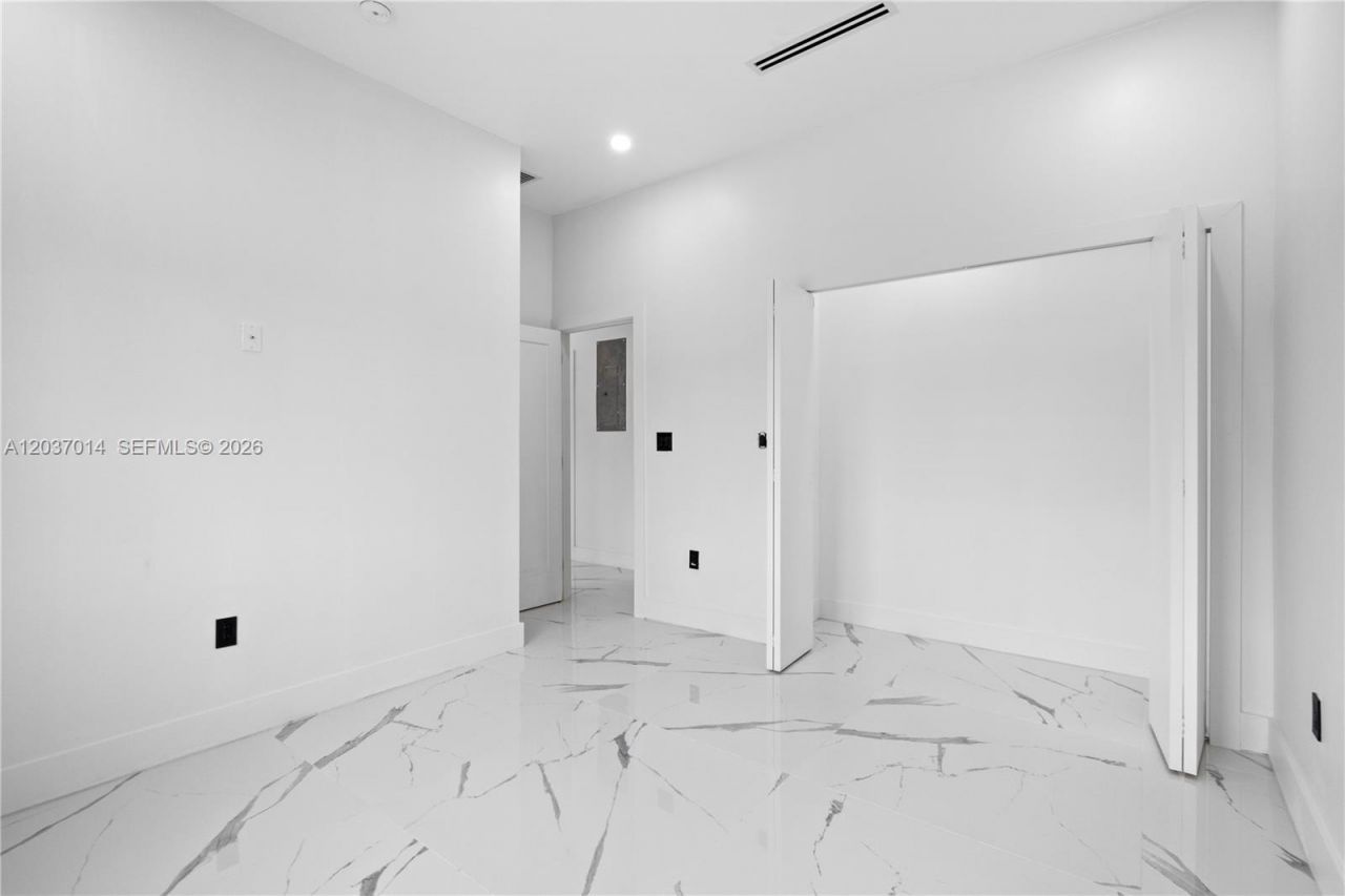426 SW 9th Ave , Homestead, FL 33030 Photo