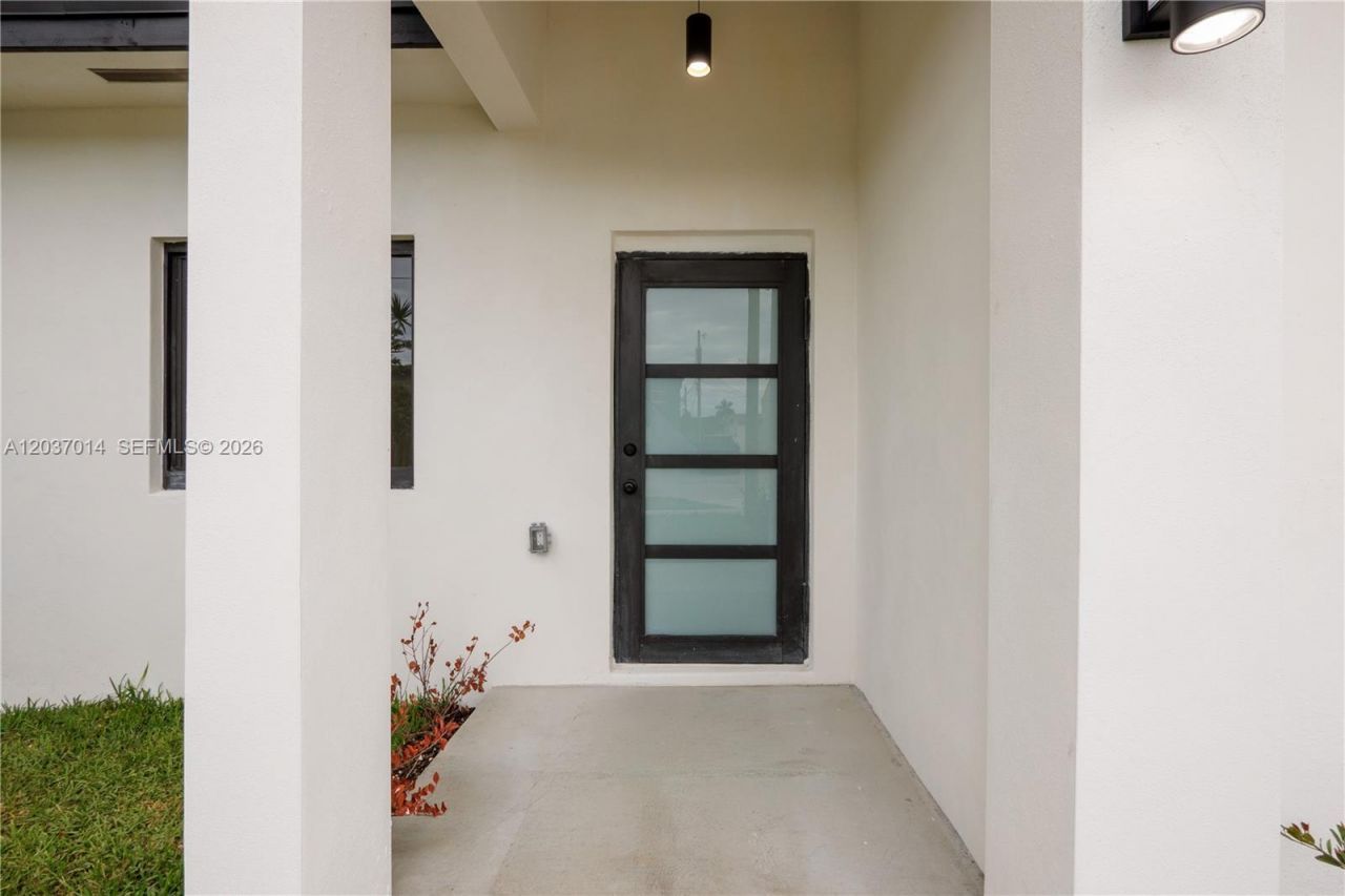 426 SW 9th Ave , Homestead, FL 33030 Photo