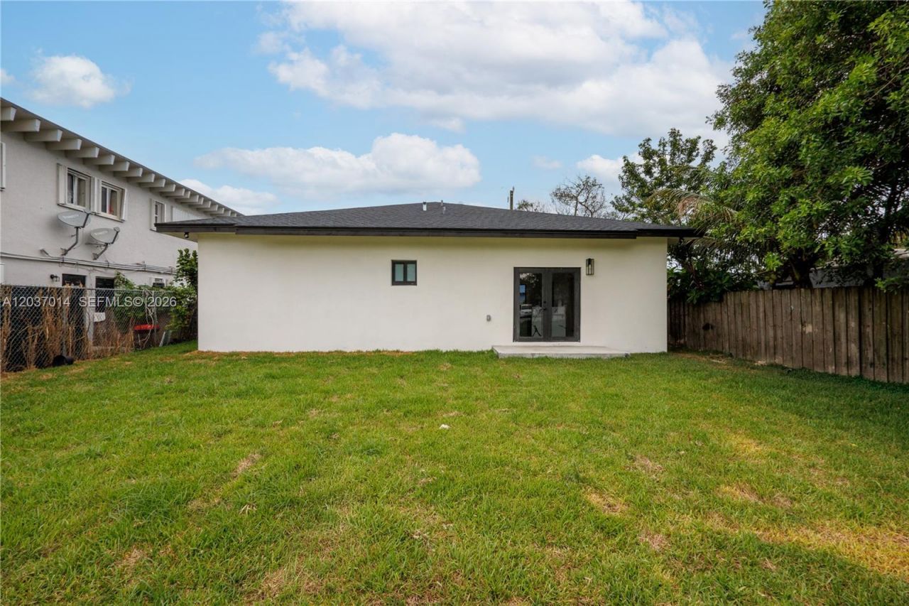 426 SW 9th Ave , Homestead, FL 33030 Photo