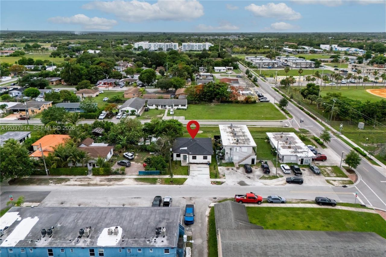 426 SW 9th Ave , Homestead, FL 33030 Photo