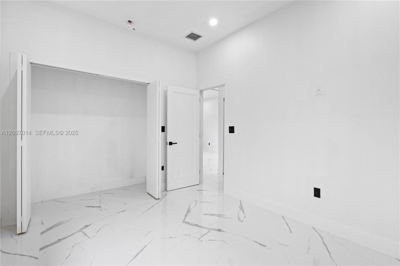 426 SW 9th Ave , Homestead, FL 33030 Photo