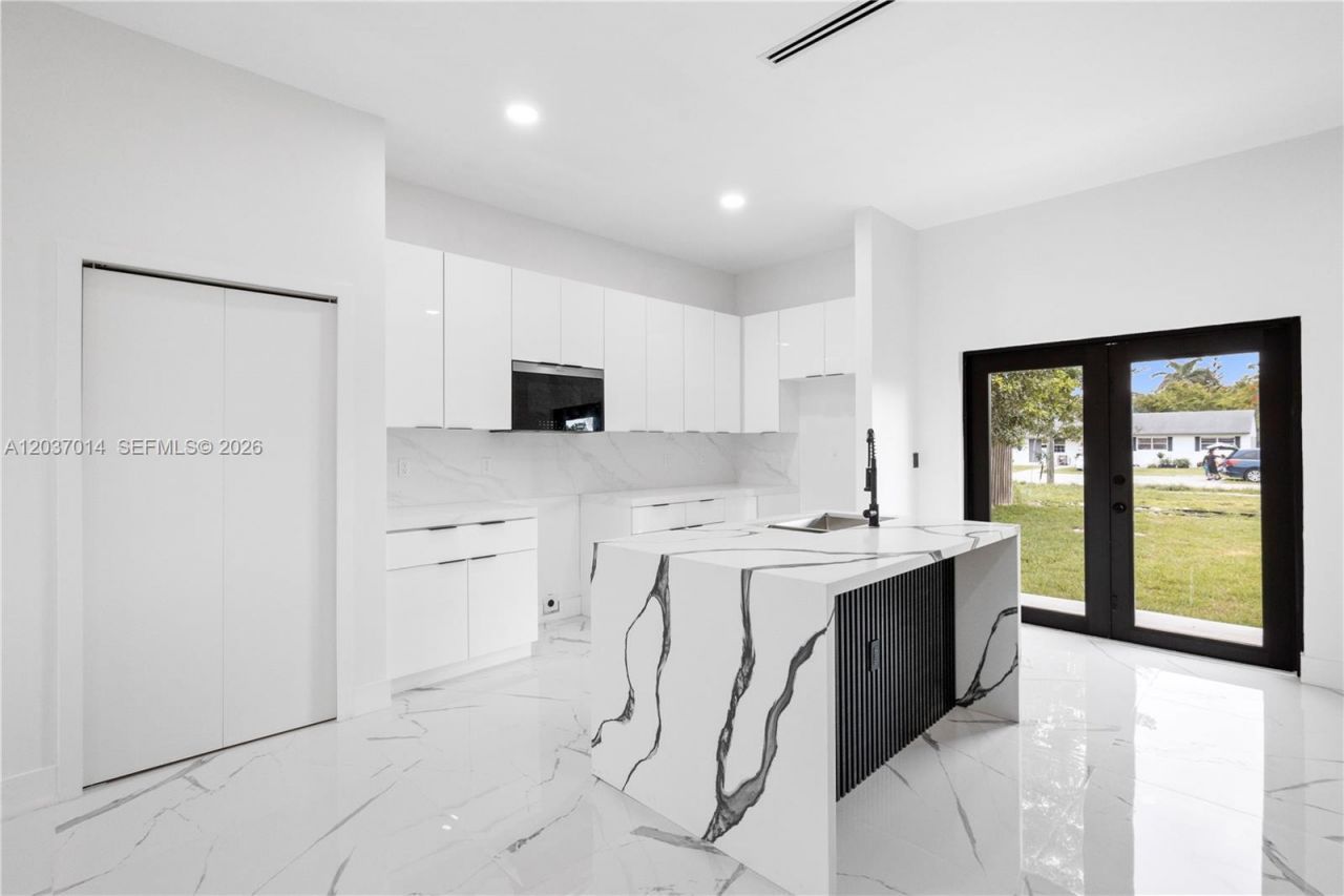 426 SW 9th Ave , Homestead, FL 33030 Photo