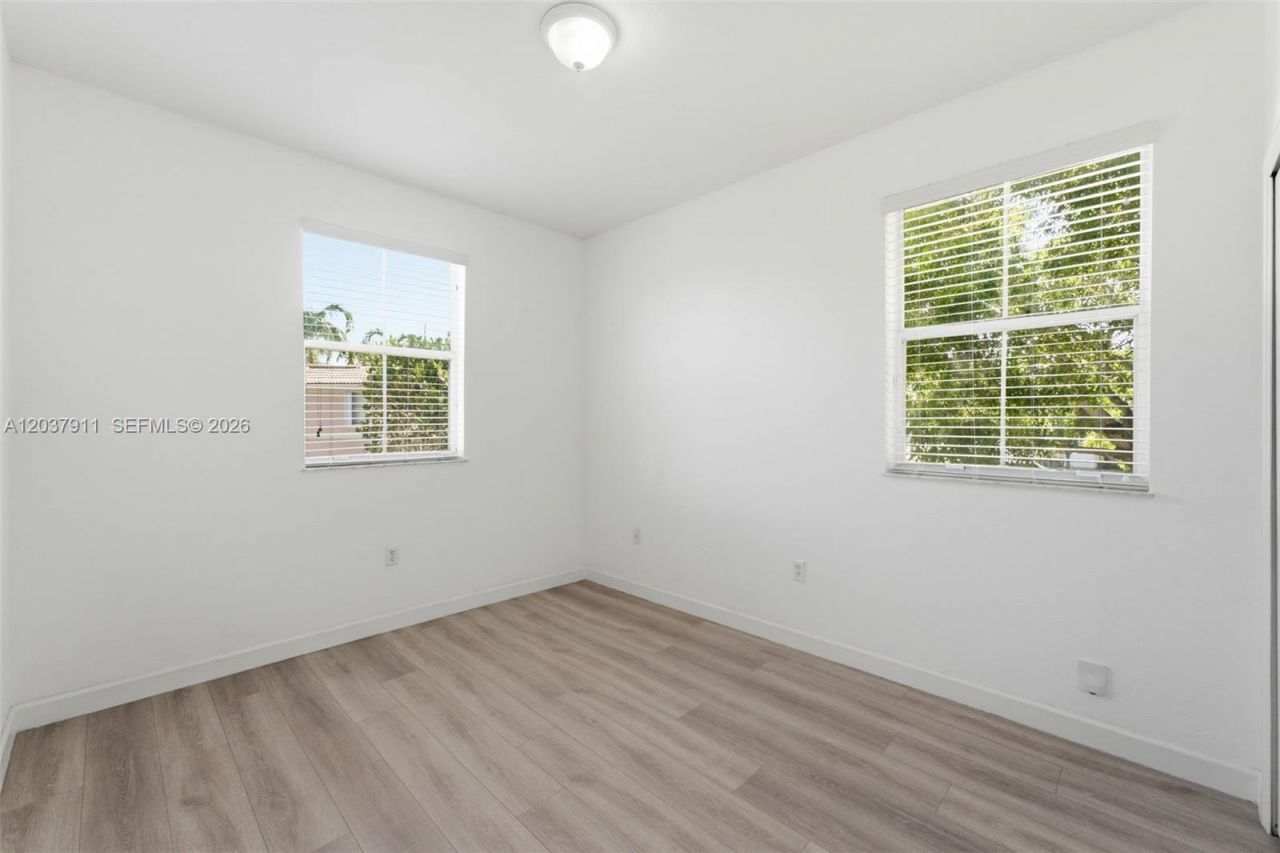 12594 SW 122nd St, Miami, FL 33186 Photo