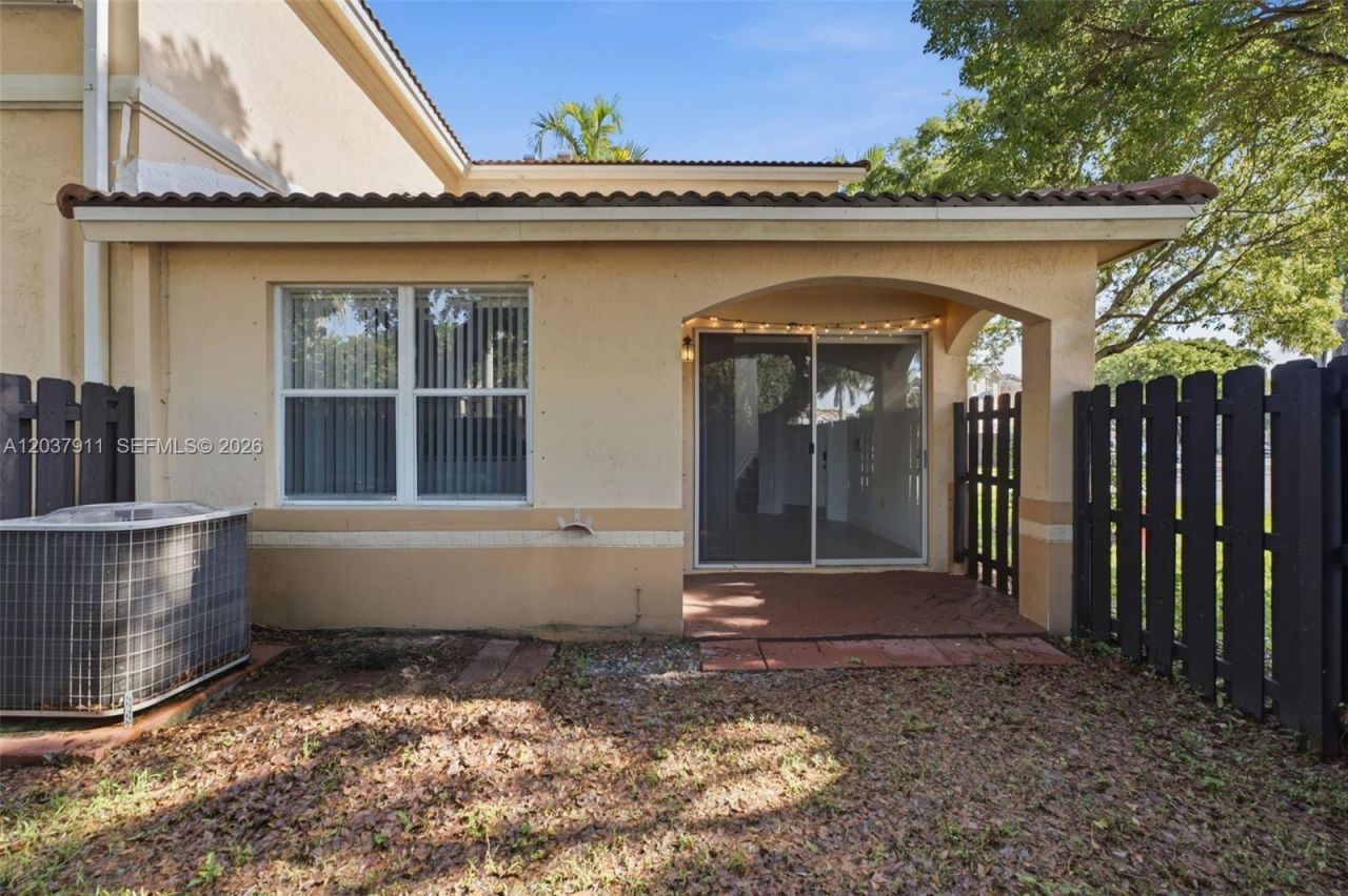 12594 SW 122nd St, Miami, FL 33186 Photo