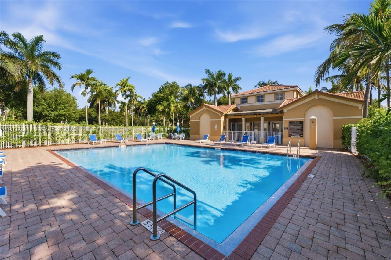 12594 SW 122nd St, Miami, FL 33186 Photo
