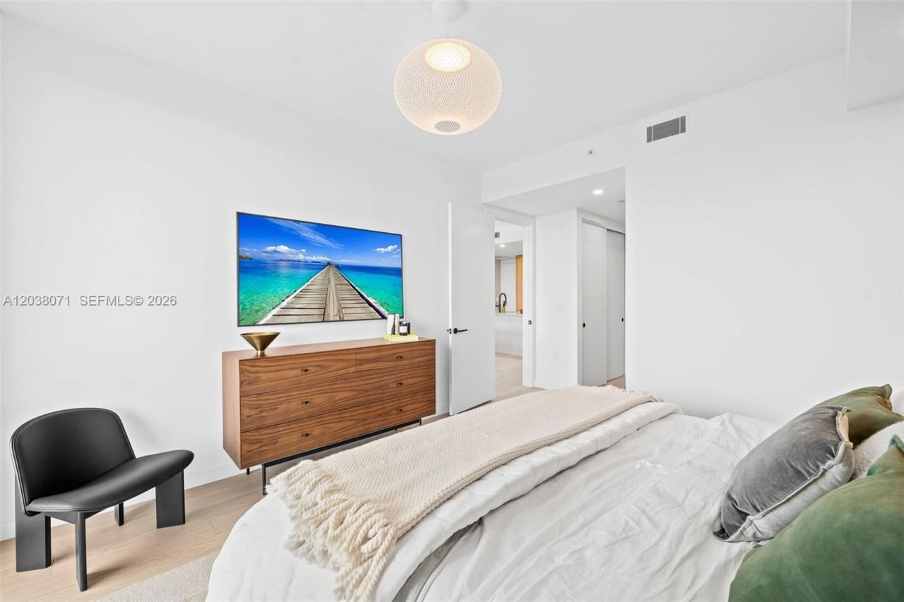 2200 Brickell Ave, Unit 308, Miami, FL 33129 Photo