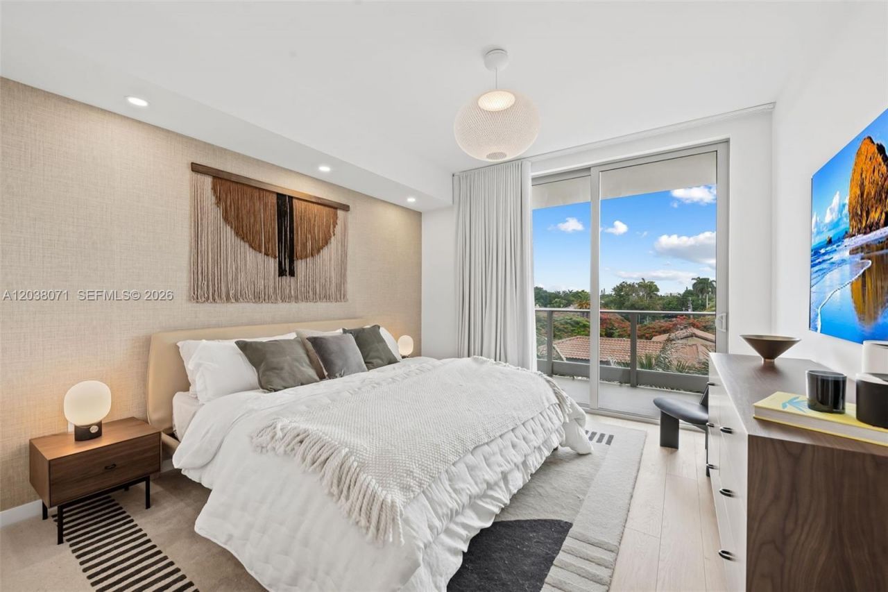 2200 Brickell Ave, Unit 308, Miami, FL 33129 Photo