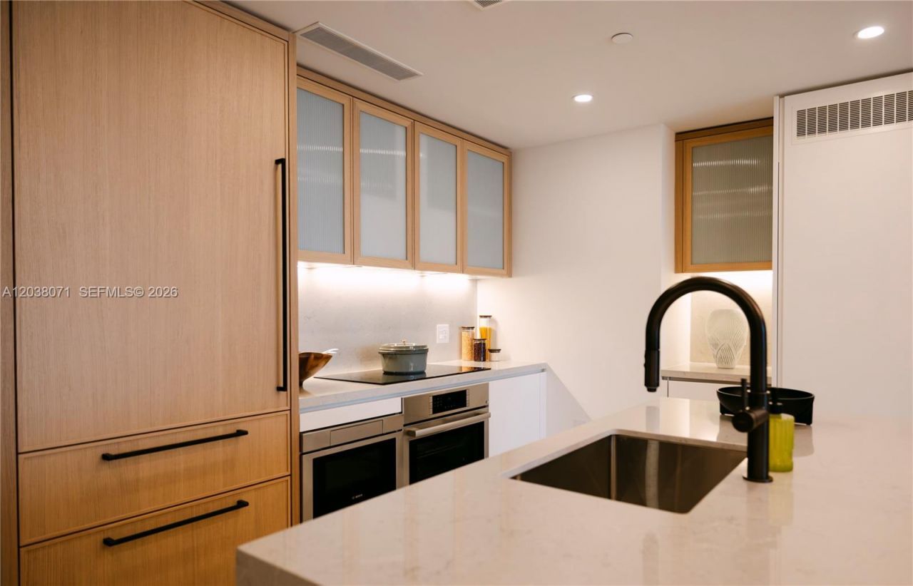 2200 Brickell Ave, Unit 308, Miami, FL 33129 Photo