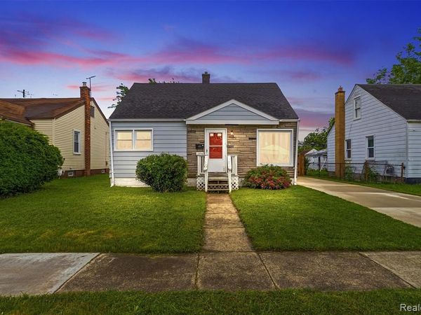12848 Vernon Avenue , Warren, MI 48089