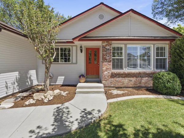 3058 N Yellow Peak, Meridian, ID 83646