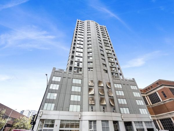 600 N DEARBORN Street, Unit 603, Chicago, IL 60654