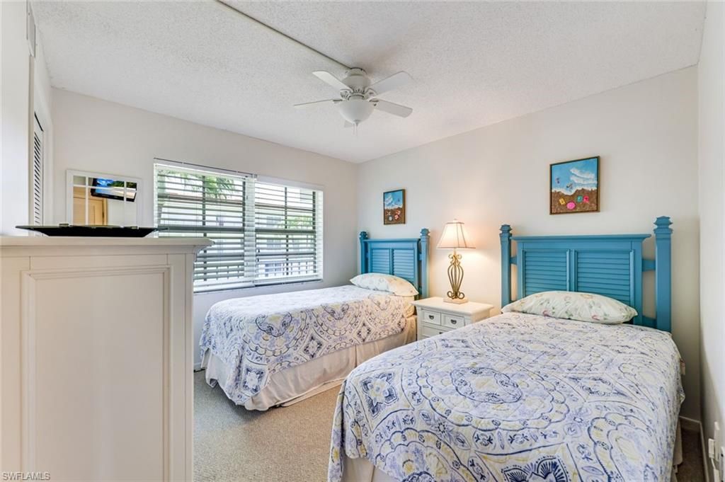 5 High Point Cir W, Unit 204, Naples, FL 34103 Photo