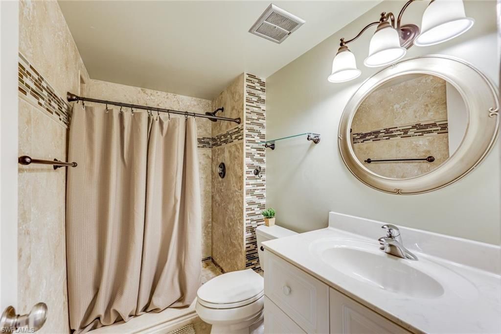 5 High Point Cir W, Unit 204, Naples, FL 34103 Photo