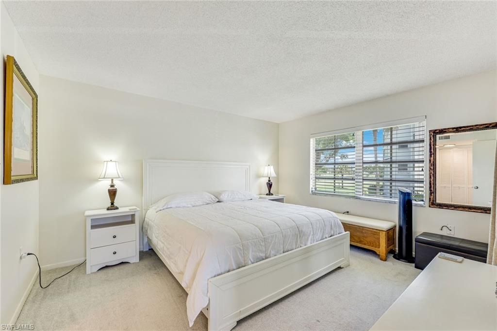 5 High Point Cir W, Unit 204, Naples, FL 34103 Photo