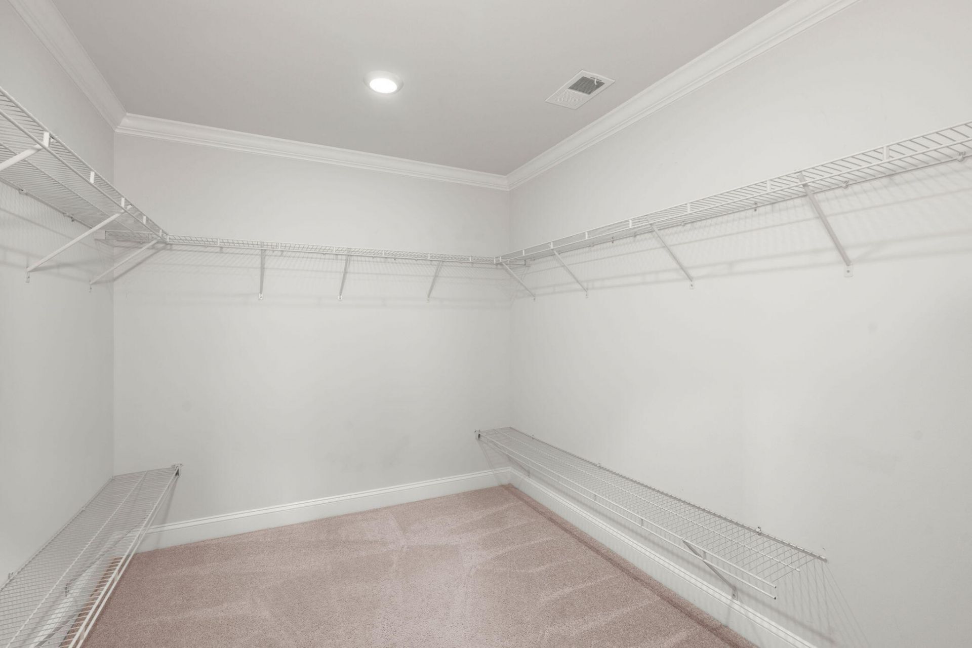 226 Seaworthy Street Photo 39