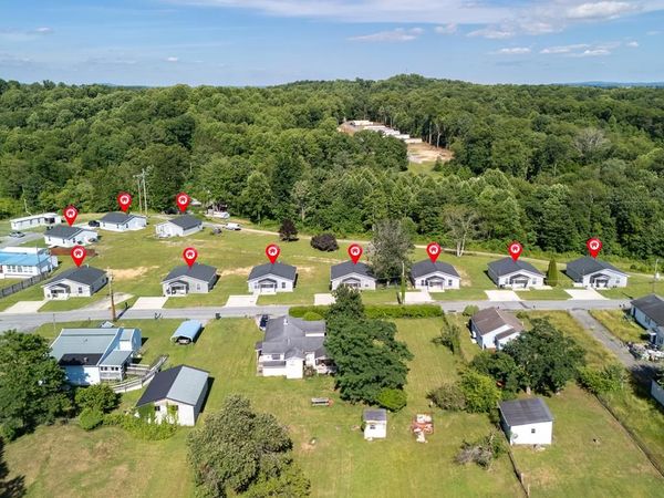 700 CIRCLEVIEW RD, BECKLEY, WV 25801