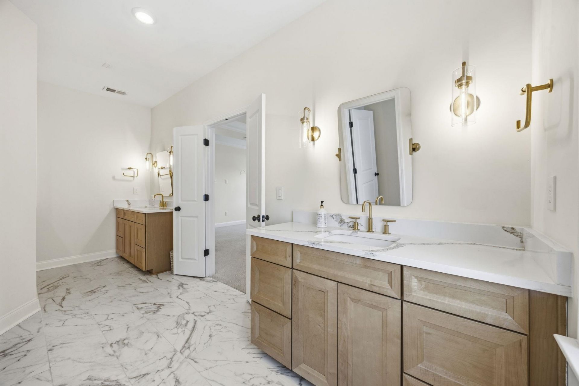 9060 Binnicker Dr. Photo 33