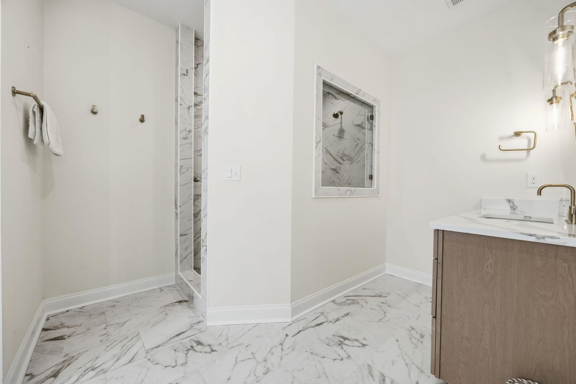 9060 Binnicker Dr. Photo 34