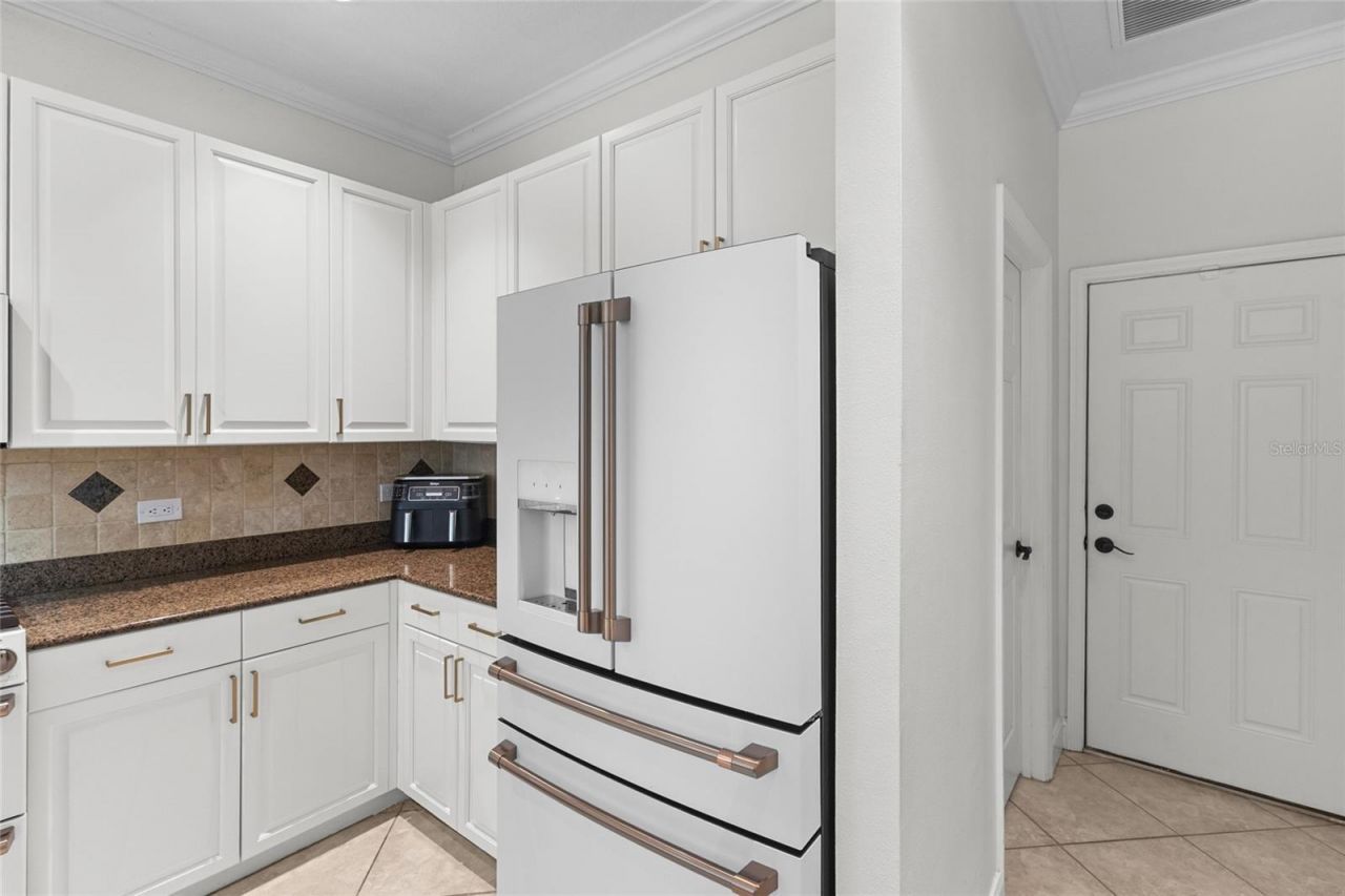 7627 Desert Inn Way, Bradenton, FL 34202 Photo