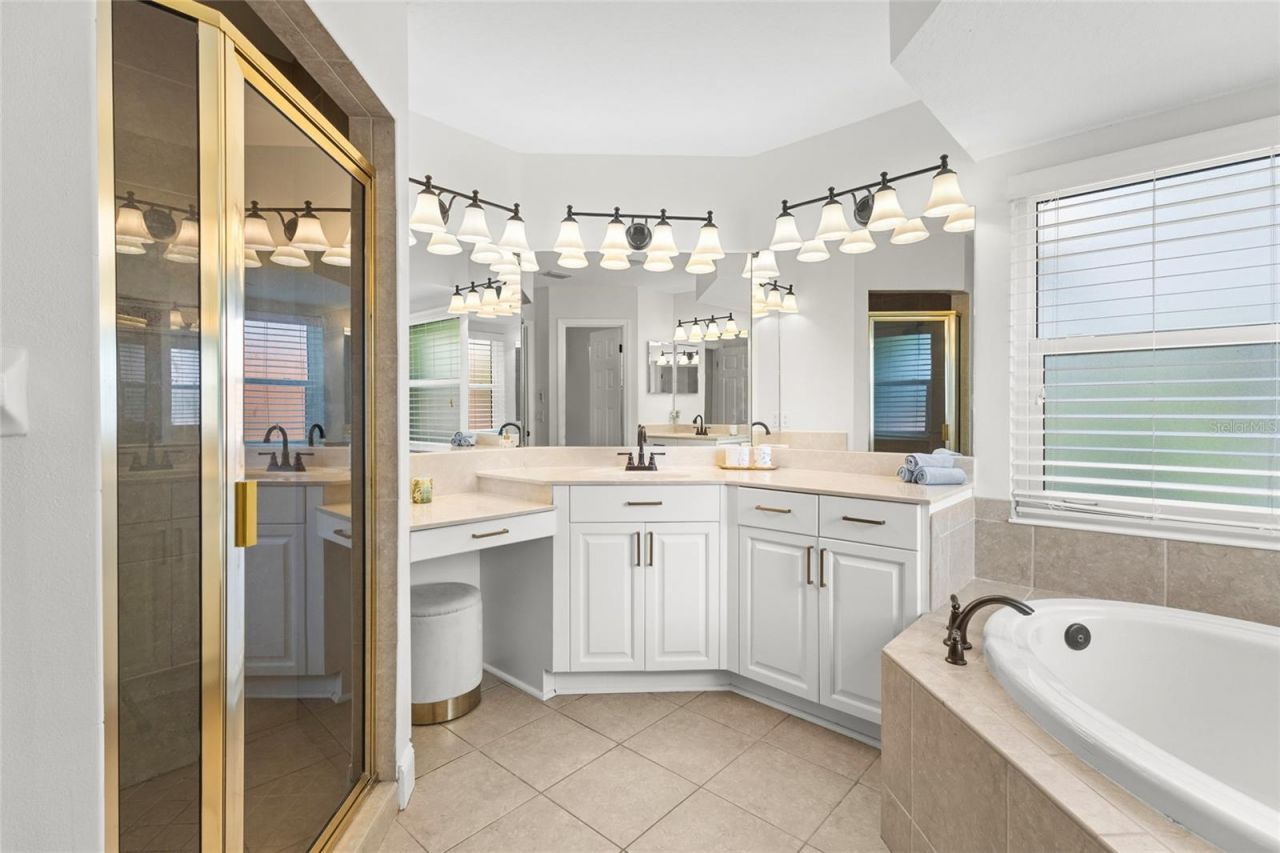 7627 Desert Inn Way, Bradenton, FL 34202 Photo