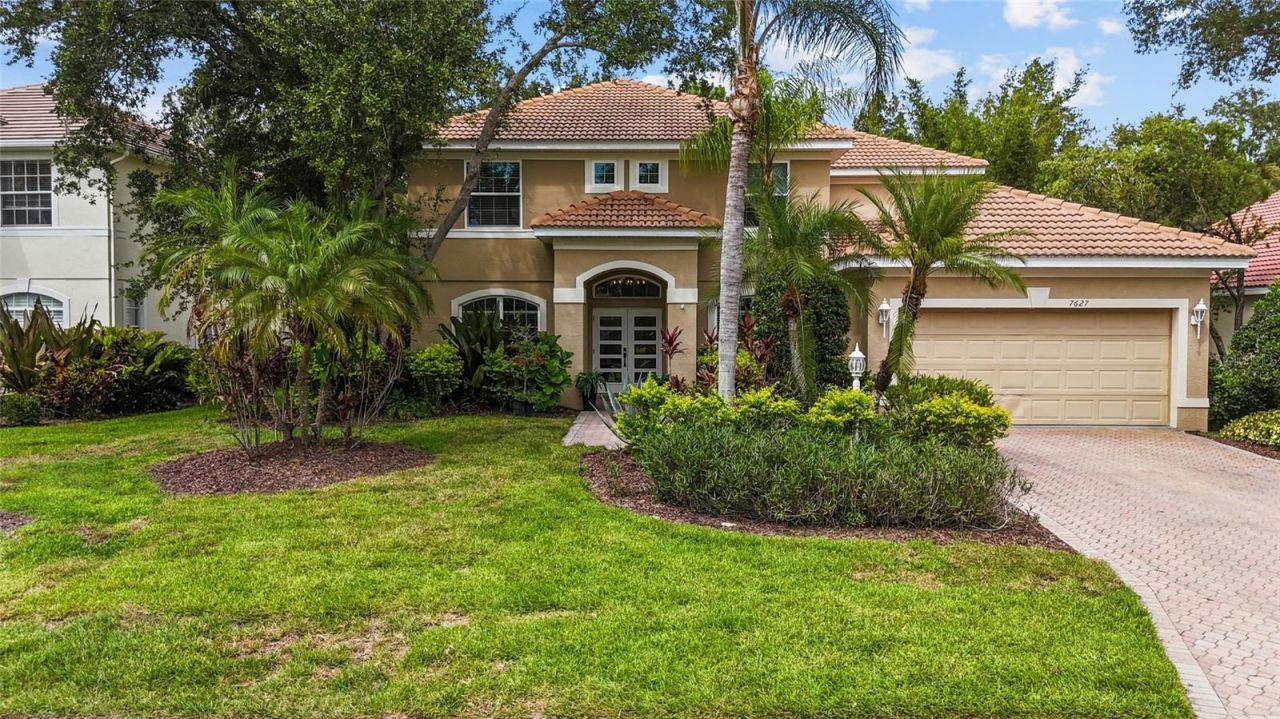 7627 Desert Inn Way, Bradenton, FL 34202 Photo