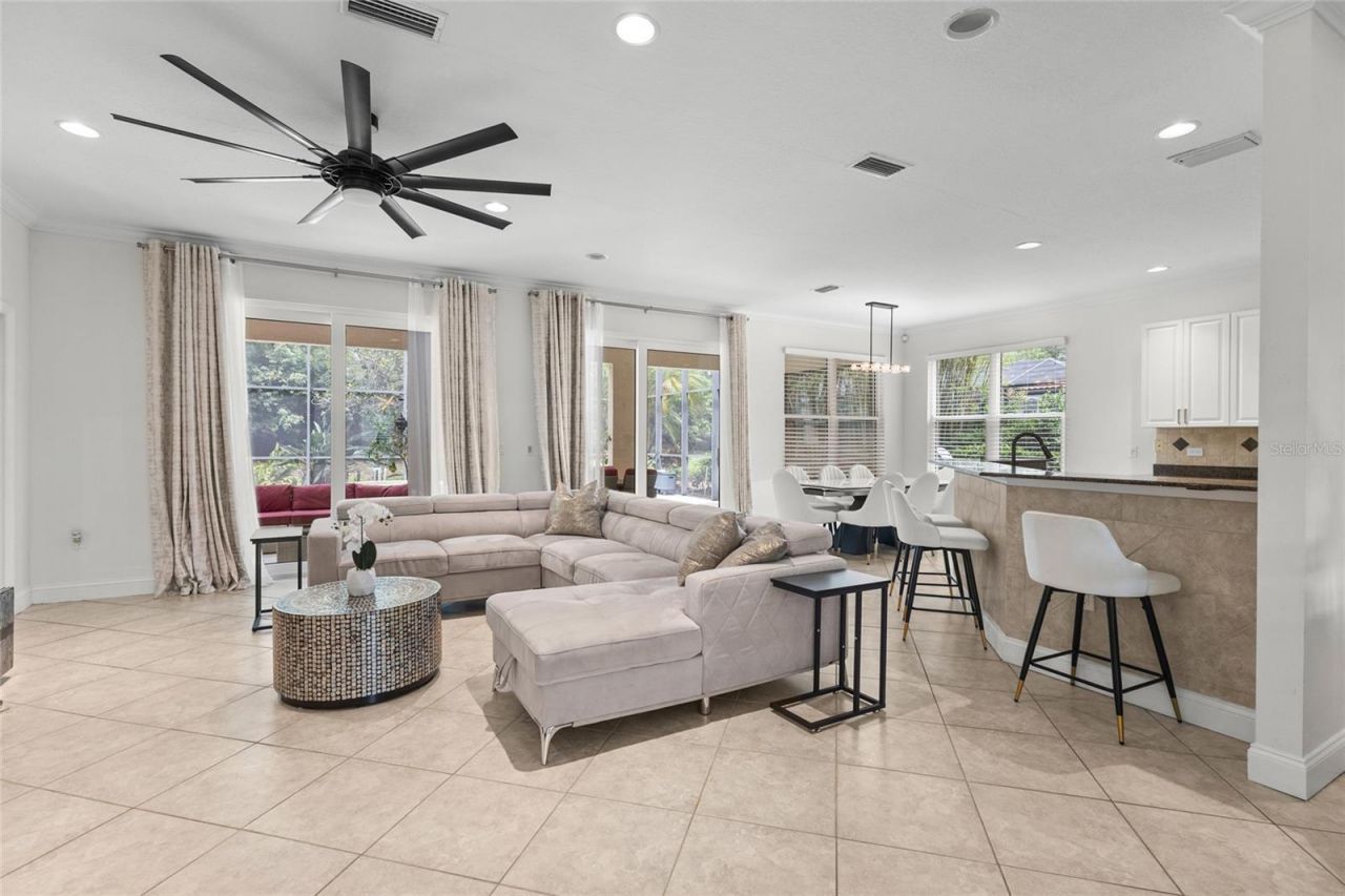 7627 Desert Inn Way, Bradenton, FL 34202 Photo