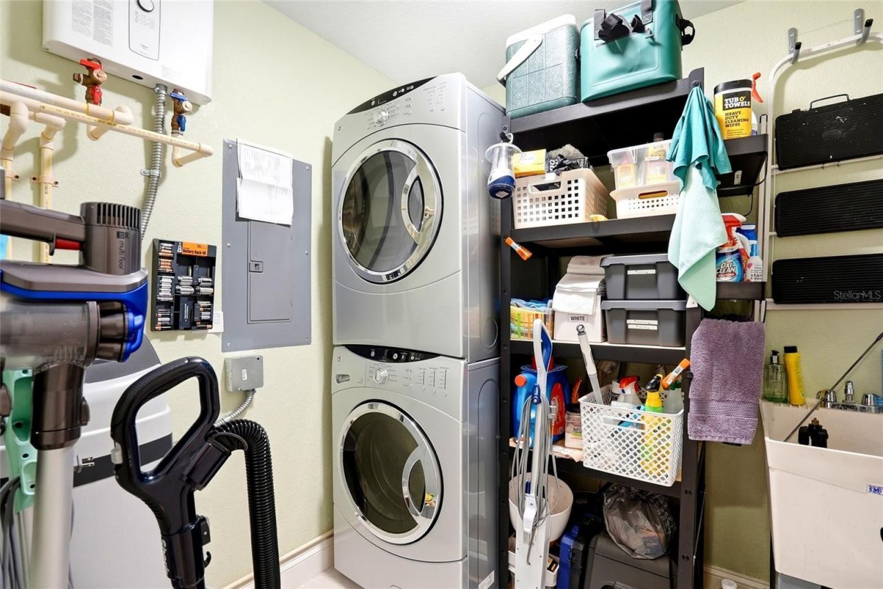 750 4th Avenue S, Unit 705D, Saint Petersburg, FL 33701 Photo