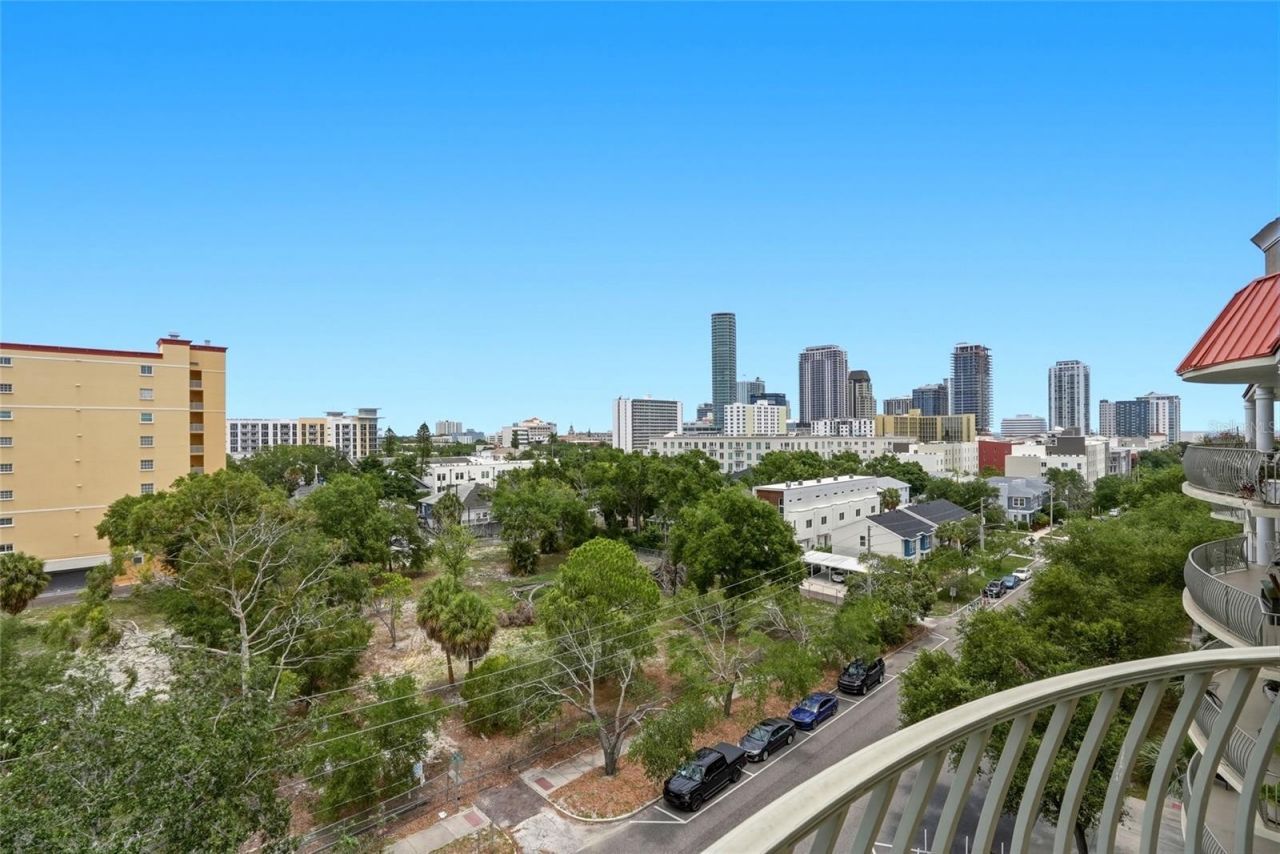 750 4th Avenue S, Unit 705D, Saint Petersburg, FL 33701 Photo