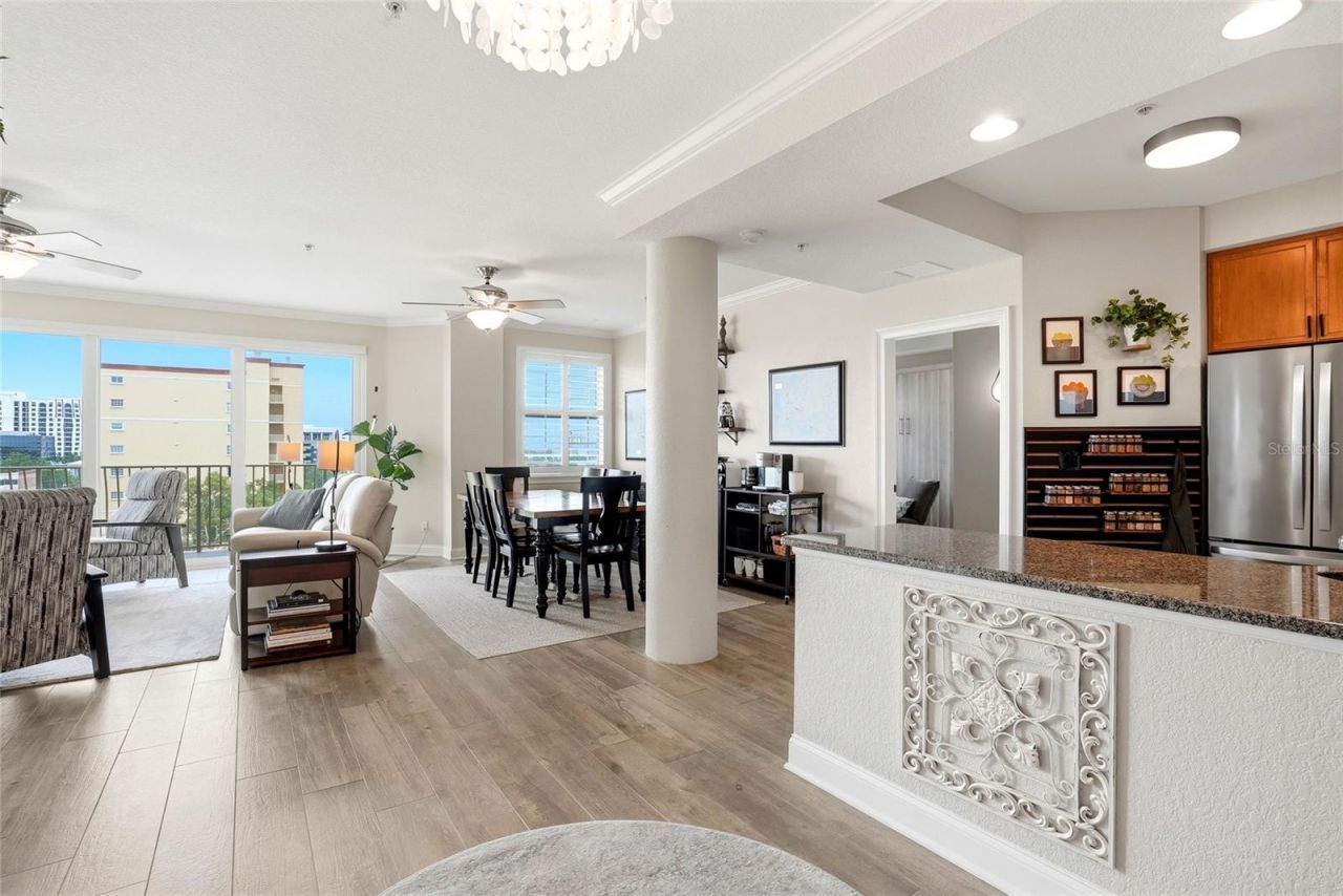 750 4th Avenue S, Unit 705D, Saint Petersburg, FL 33701 Photo