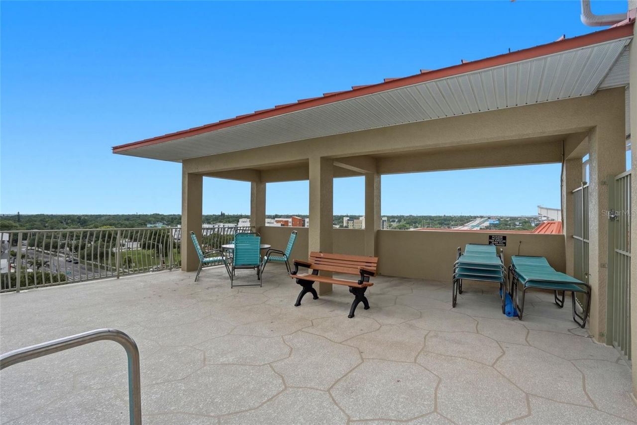 750 4th Avenue S, Unit 705D, Saint Petersburg, FL 33701 Photo