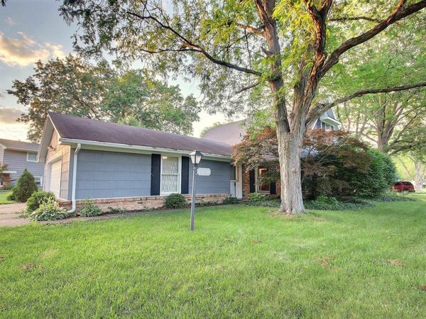 3009 Rockwood Drive, Fort Wayne, IN 46815
