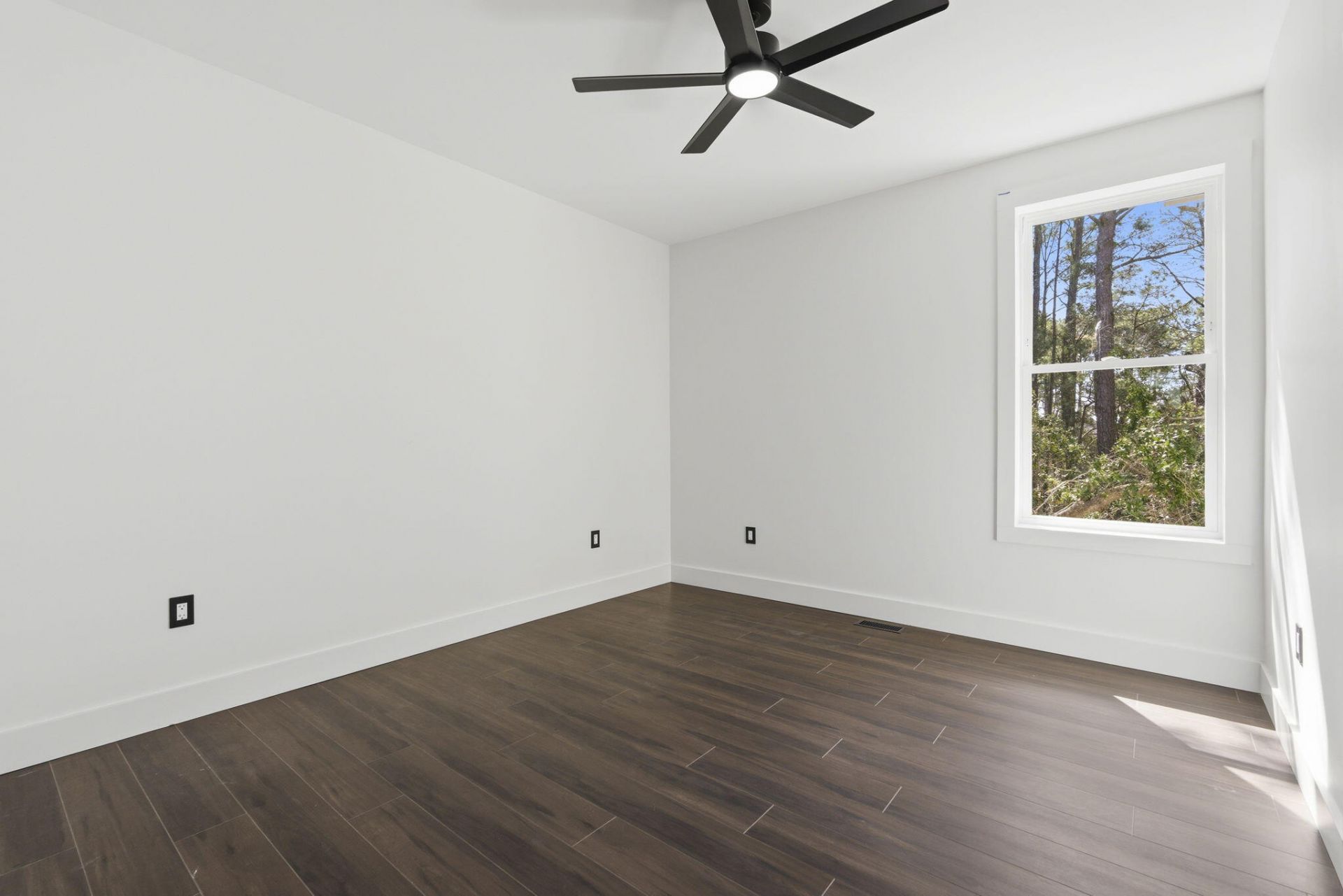 42 Enclave Place Photo 22