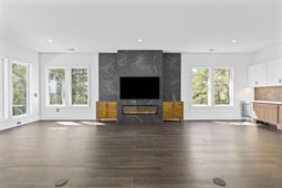 42 Enclave Place photo 4