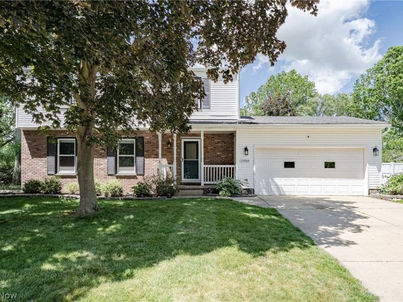 1969 Willowdale Drive , Stow, OH 44224 Photo 2