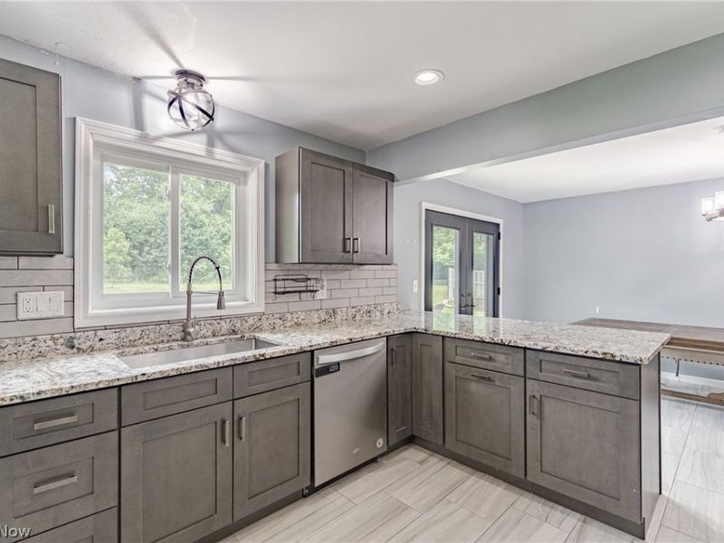 1969 Willowdale Drive , Stow, OH 44224 Photo 8