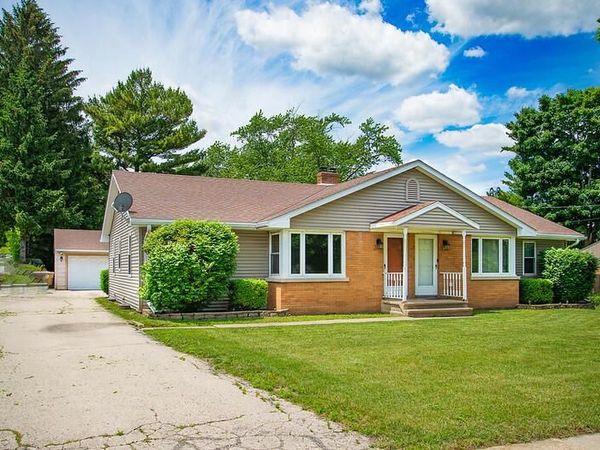 3828 39th AVENUE, Unit 3830, Kenosha, WI 53144
