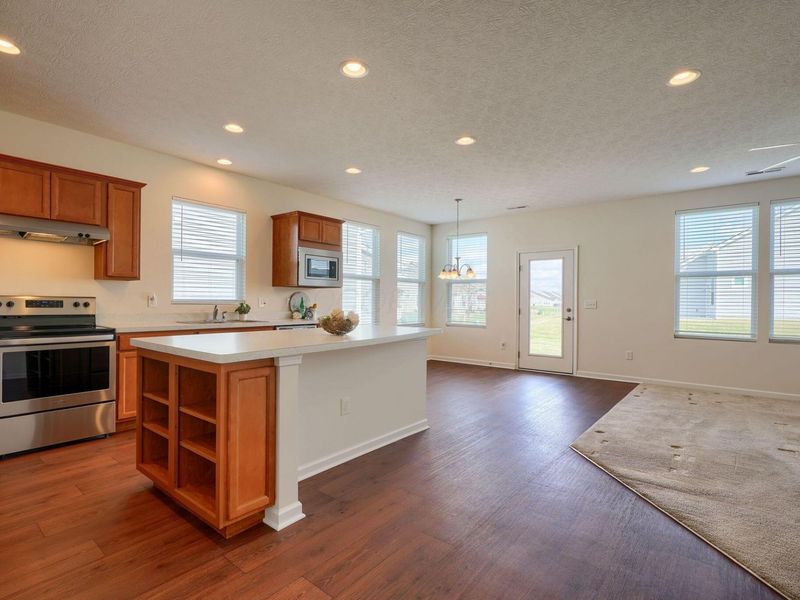 367 Stone Quarry Drive, Delaware, OH 43015 Photo 7